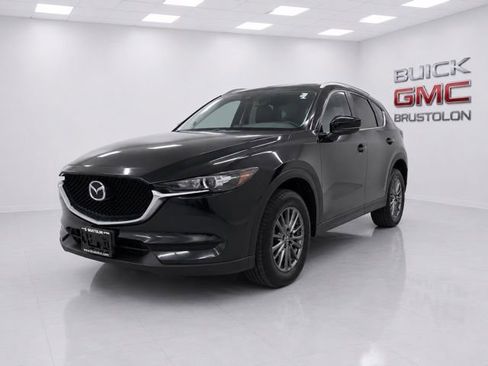 Used 2017 MAZDA CX-5 Touring w/ Preferred Equipment Package AWD/4WD image 3