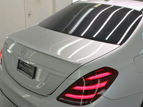 Used 2019 Mercedes-Benz S 560 Sedan image 19