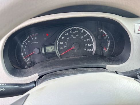 Used 2012 Toyota Sienna LE w/ Towing Pkg FWD image 13