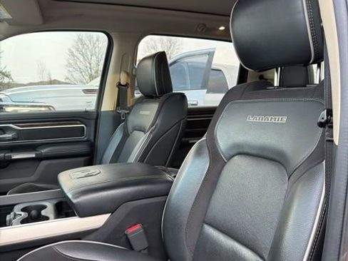 Used 2019 RAM 1500 Laramie image 10
