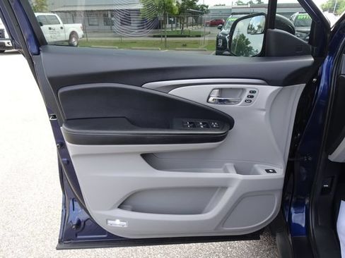 Used 2021 Honda Ridgeline RTL-E image 12