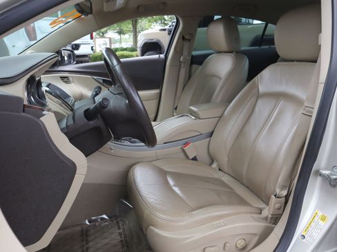 Used 2013 Buick LaCrosse Leather FWD image 8
