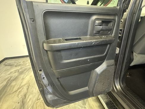 Used 2016 RAM 1500 Express AWD/4WD image 29