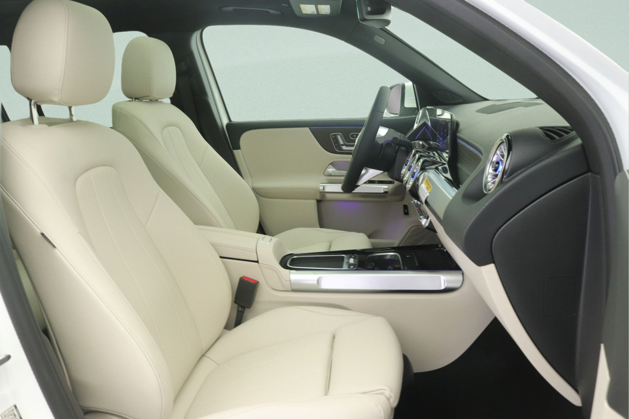 New 2026 Mercedes-Benz GLB 250 image 7