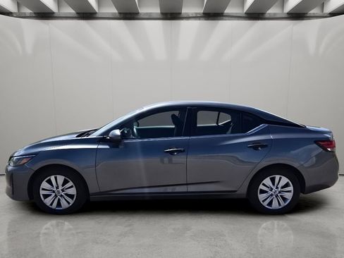 Used 2024 Nissan Sentra S FWD image 2