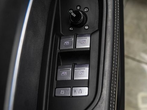 Used 2023 Audi e-tron S Prestige AWD/4WD image 47