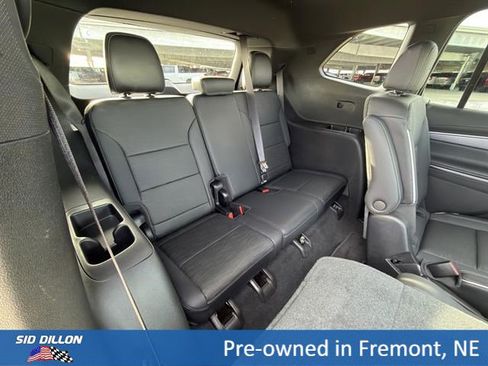 Certified 2025 Buick Enclave Sport Touring w/ Power Package AWD/4WD image 20