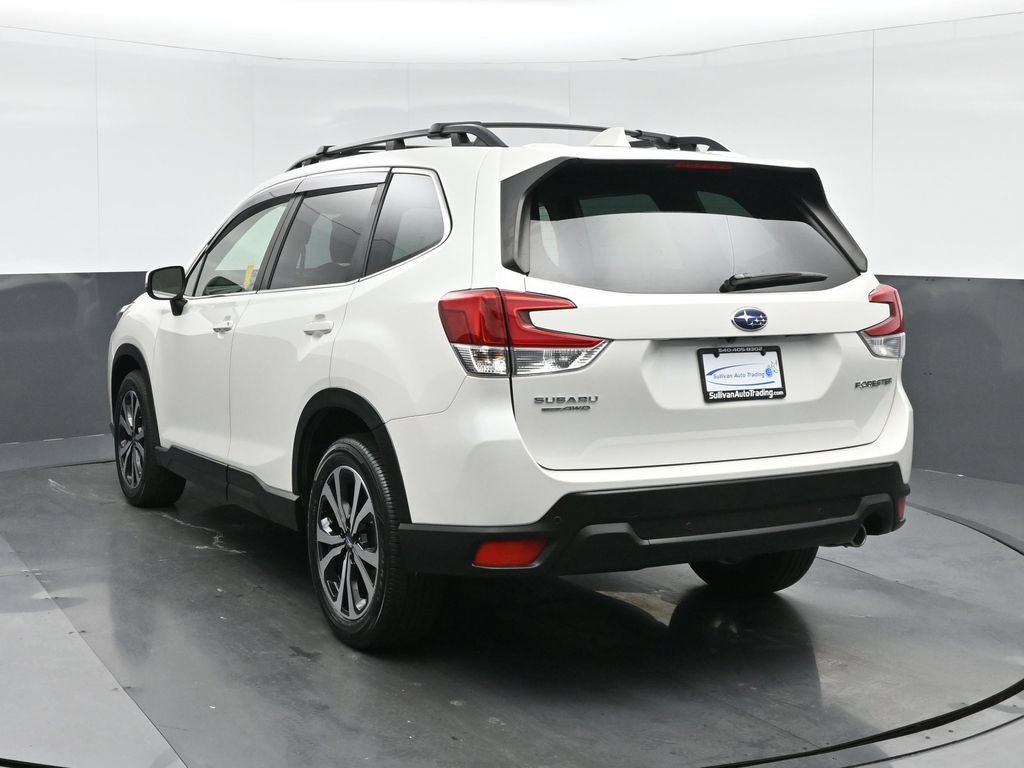 Used 2022 Subaru Forester Limited AWD/4WD image 5