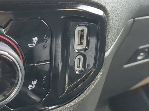 Used 2025 Chevrolet Silverado 1500 LT Trail Boss w/ Convenience Package II image 19