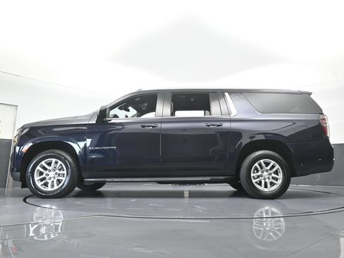 Used 2024 Chevrolet Suburban LT AWD/4WD image 59