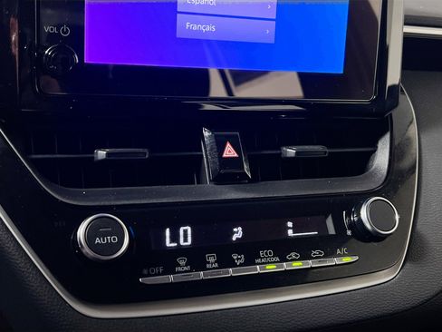 Used 2025 Toyota Corolla LE image 26