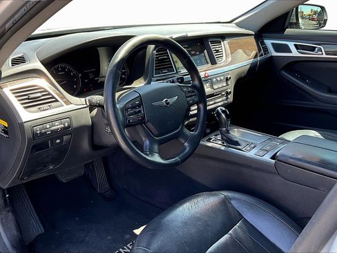 Used 2017 Genesis G80 3.8 image 11