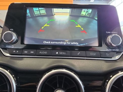 Used 2025 Nissan Sentra S FWD image 25