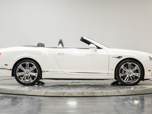 Used 2016 Bentley Continental GT AWD/4WD image 16