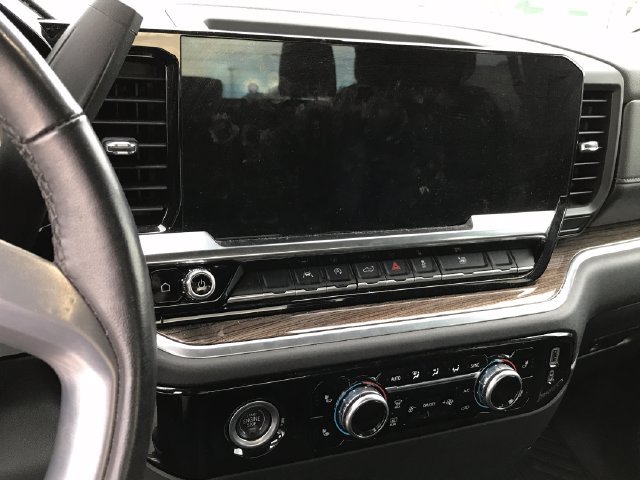 Used 2022 GMC Sierra 1500 Elevation AWD/4WD image 7