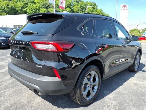 Used 2025 Ford Escape ST-Line AWD/4WD image 4