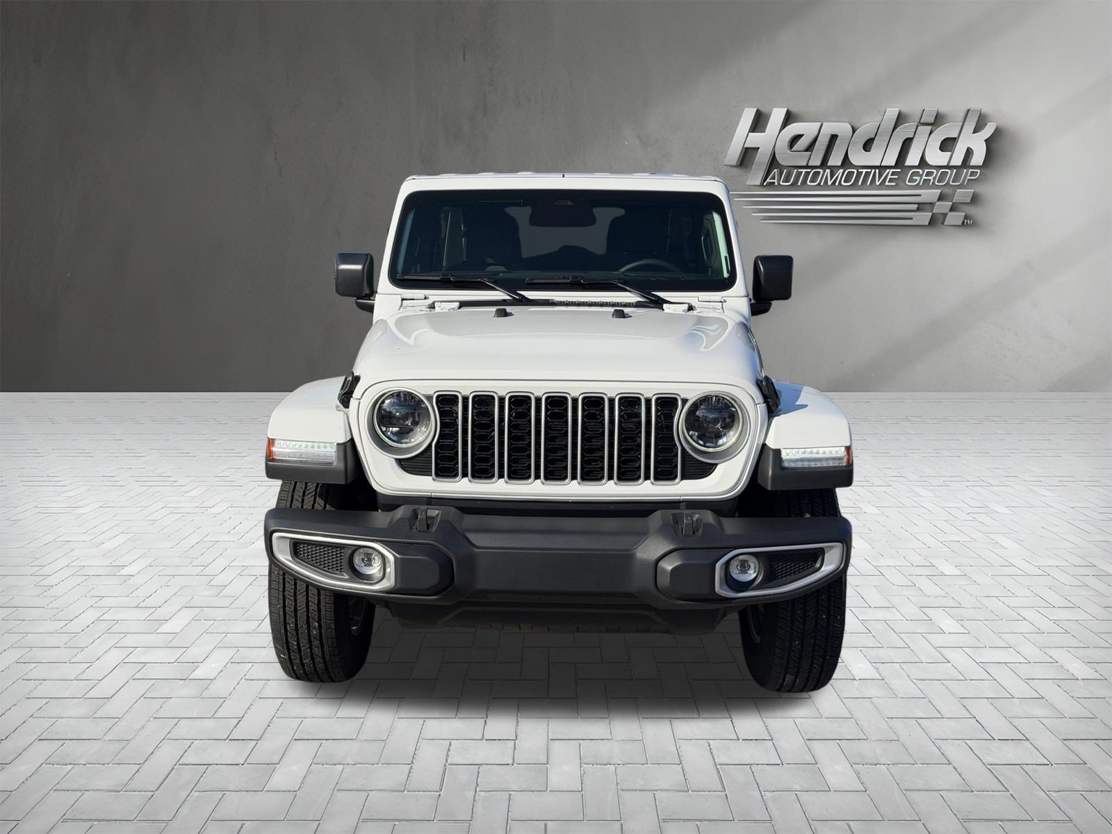 Used 2026 Jeep Wrangler Unlimited Sahara AWD/4WD image 3
