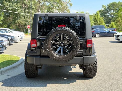 Used 2011 Jeep Wrangler Sport AWD/4WD image 7