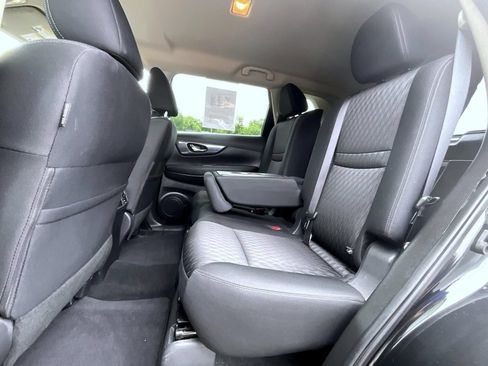 Used 2020 Nissan Rogue SV AWD/4WD image 21
