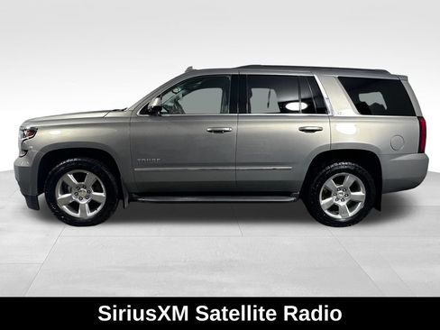 Used 2017 Chevrolet Tahoe LT w/ Luxury Package AWD/4WD image 12
