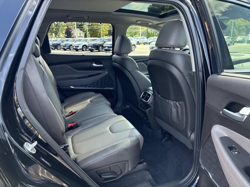 Used 2019 Hyundai Santa Fe Limited AWD/4WD image 12