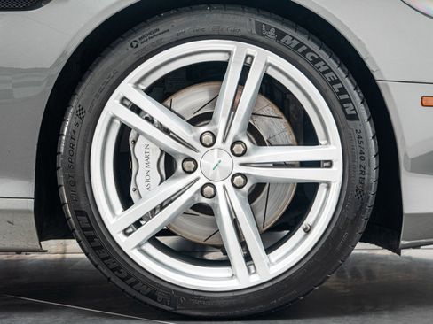 Used 2007 Aston Martin DB9 Coupe RWD image 38