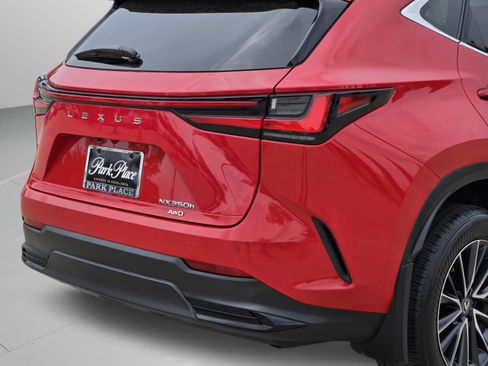 Used 2025 Lexus NX 350h AWD w/ Accessory Package (P3) image 37