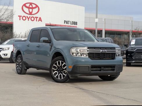 Used 2023 Ford Maverick Lariat w/ Lariat Luxury Package image 2