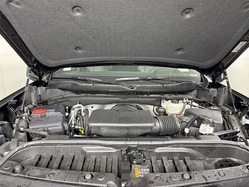 Used 2025 Chevrolet Silverado 1500 ZR2 w/ Technology Package image 24