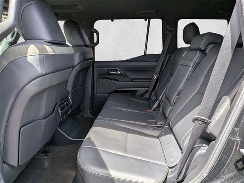 Used 2024 Lexus GX 550 AWD/4WD image 28