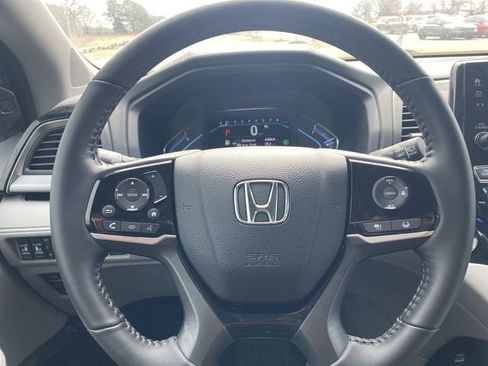 Used 2024 Honda Odyssey Touring image 30