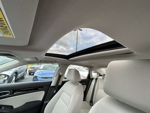 Used 2022 Honda Civic EX image 27