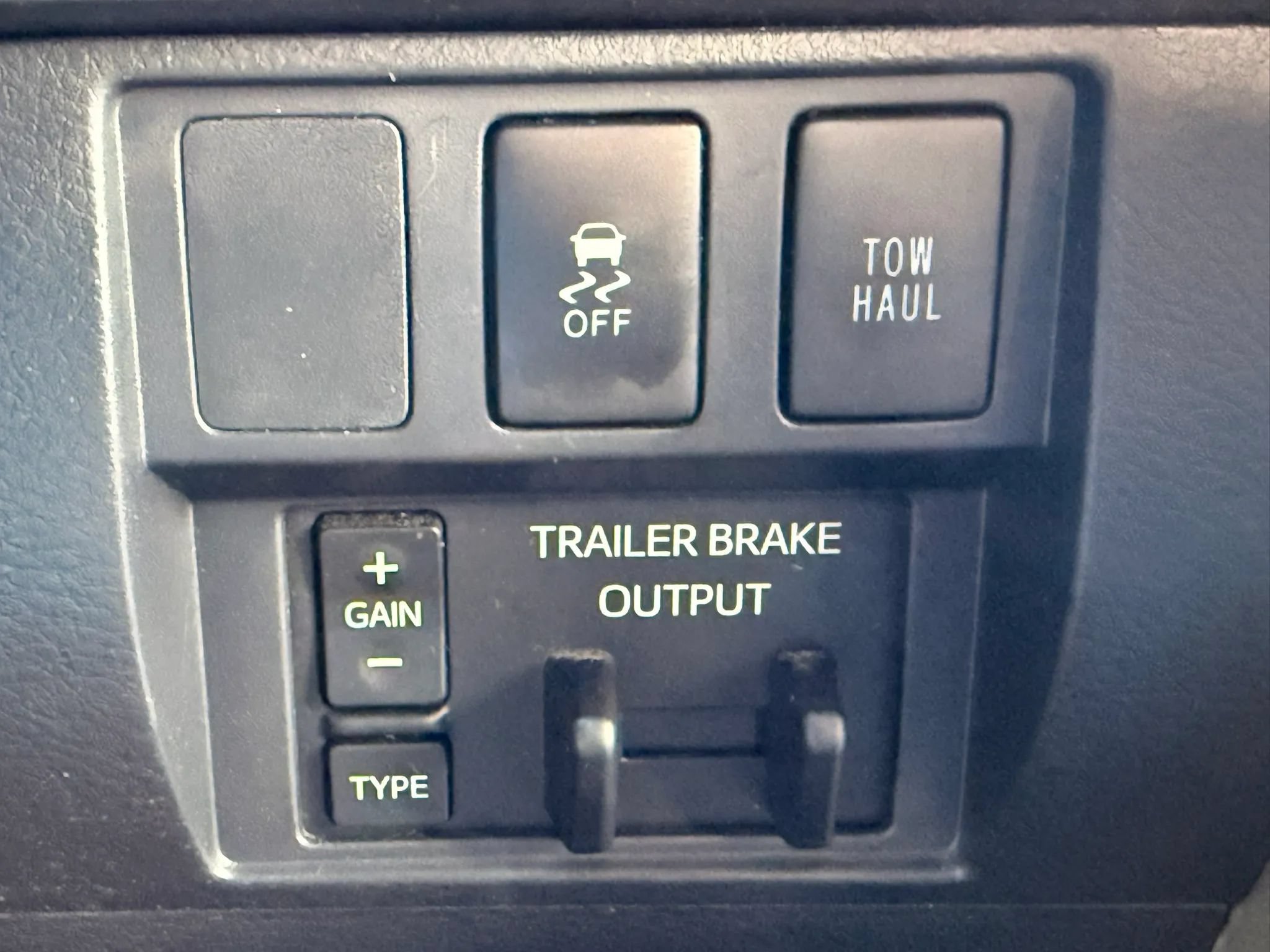 Used 2017 Toyota Tundra SR5 w/ SR5 Upgrade Package RWD image 35