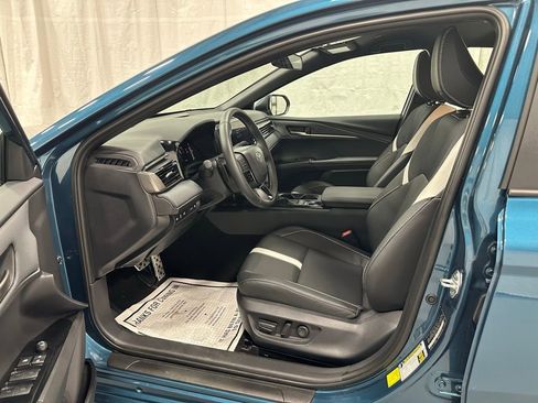 Used 2026 Toyota Camry SE FWD image 10