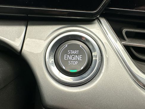 Used 2024 Chevrolet Trax LT w/ Driver Confidence Package FWD image 16