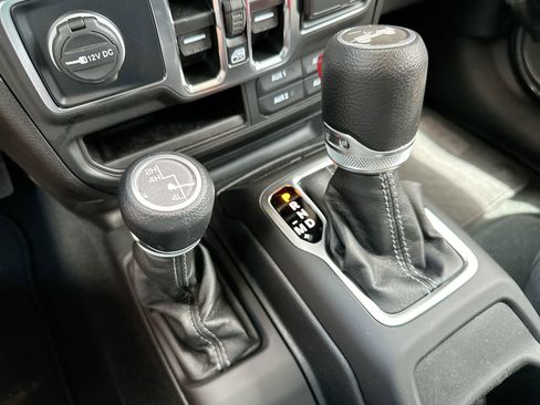 New 2024 Jeep Wrangler Sport S image 19