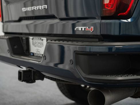 Used 2022 GMC Sierra 3500 AT4 w/ AT4 Preferred Package image 10