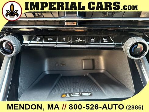 New 2026 Chevrolet Traverse LT w/ Driver Confidence Package image 32