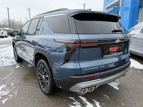 New 2026 Chevrolet Traverse LT w/ Sun and Wheel Package image 4