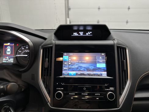 Used 2023 Subaru Crosstrek 2.0i Premium AWD/4WD image 26