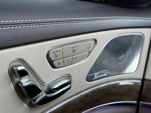 Used 2015 Mercedes-Benz S 550 4MATIC Sedan image 25