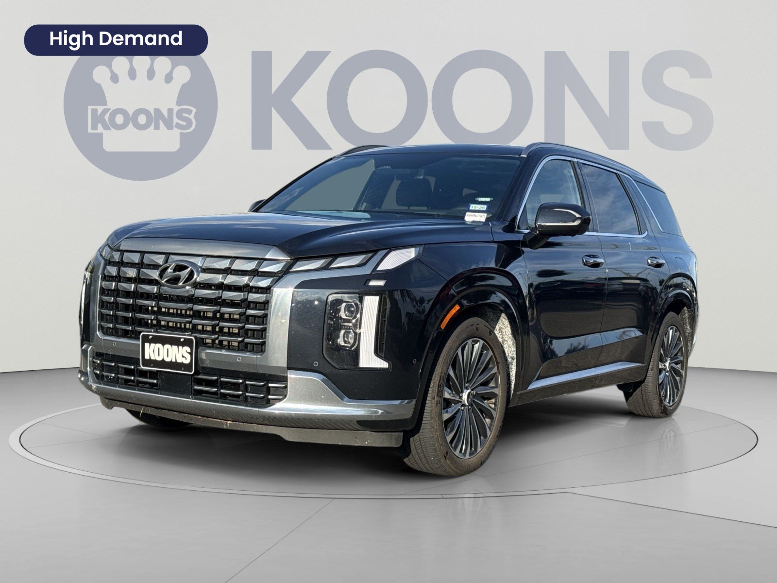 Certified 2024 Hyundai Palisade Calligraphy FWD image 1