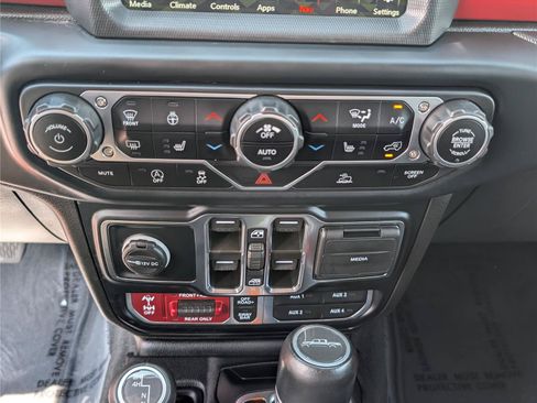 Used 2023 Jeep Gladiator Rubicon w/ LED Lighting Group AWD/4WD image 27