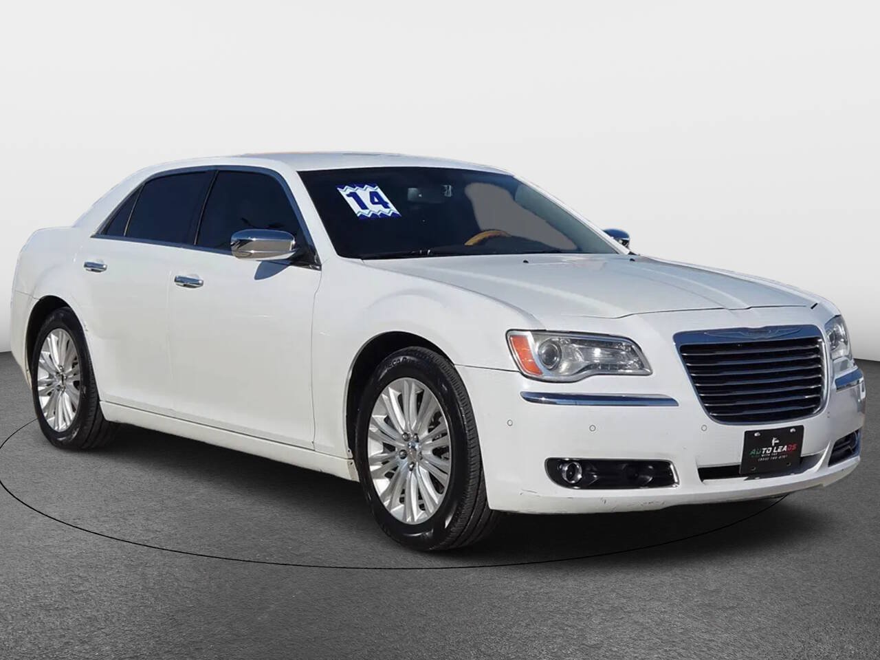 Used 2014 Chrysler 300 C AWD/4WD image 2