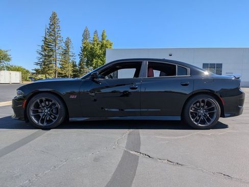 Used 2023 Dodge Charger Scat Pack w/ Harman/Kardon Audio Group RWD image 9