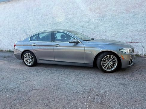Used 2016 BMW 528i Sedan RWD image 4