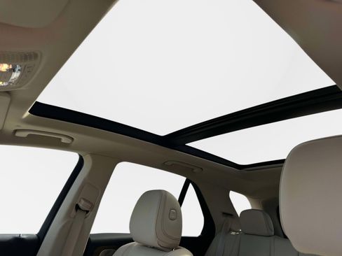 Used 2023 Mercedes-Benz GLE 350 4MATIC image 24