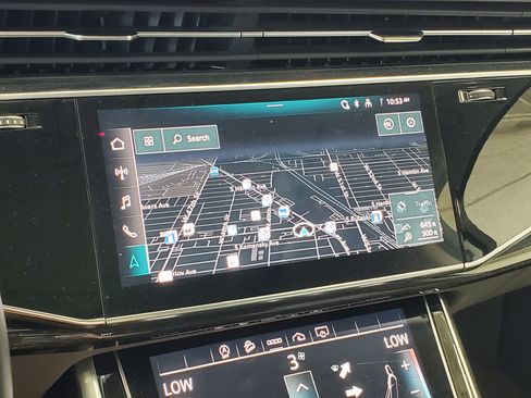 Used 2023 Audi Q7 3.0T Premium Plus image 32