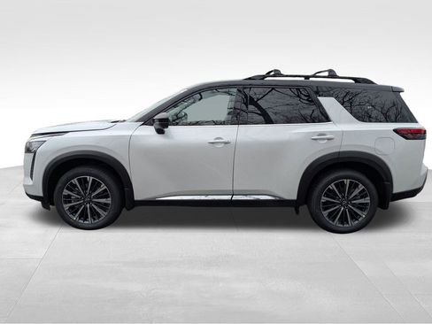 New 2026 Nissan Pathfinder Platinum AWD/4WD image 12