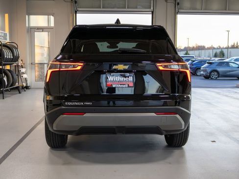 Used 2025 Chevrolet Equinox LT image 8